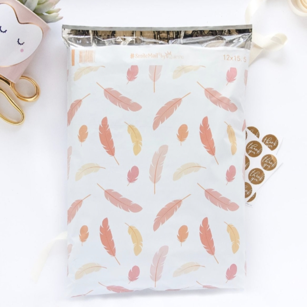 20 10X13 Poly Mailers Feather Print Waterproof - Picture 2 of 2